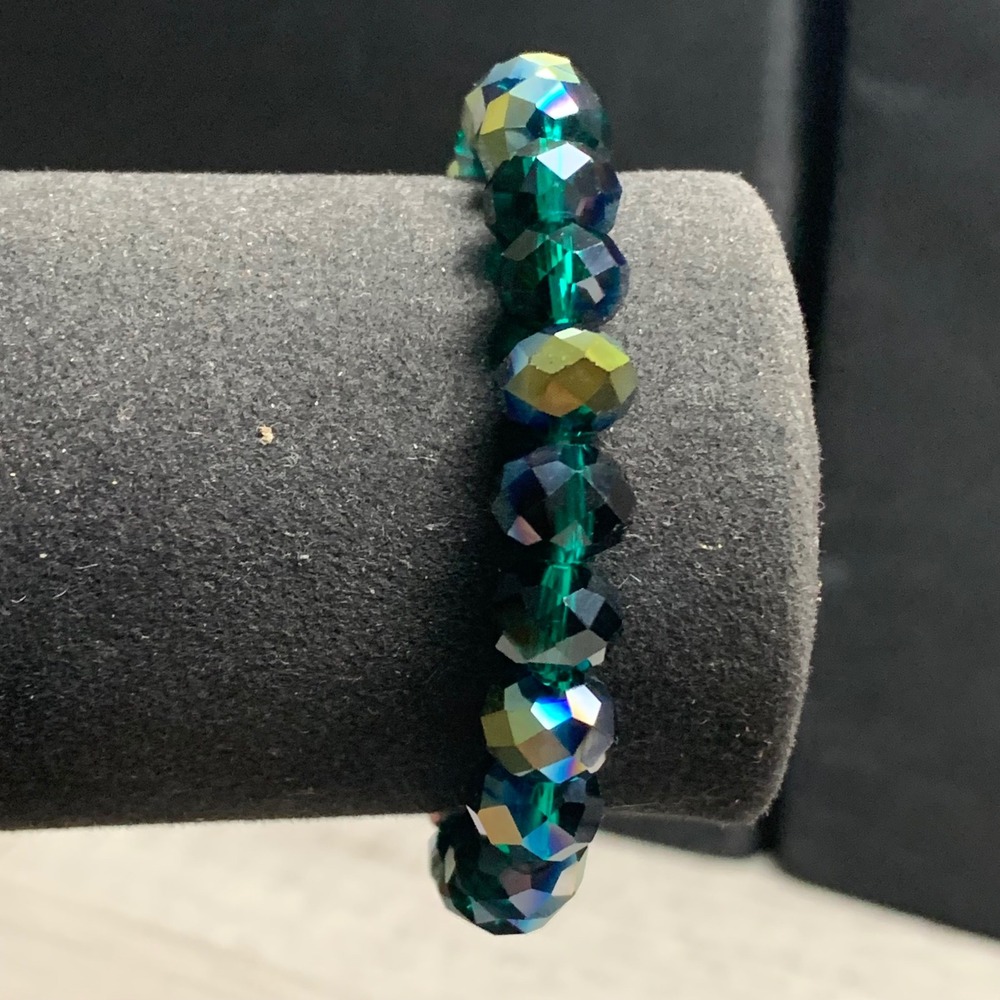 Emerald Green AB Iridescent Faceted Glass Bead Stretch Bracelet 6 Inch 5013